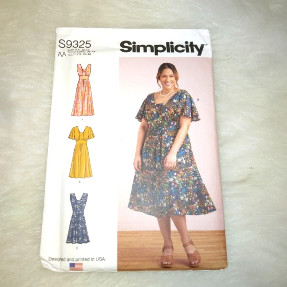 SIMPLICITY S9325 SZ 10-18 Misses dress with length and sleeve variations